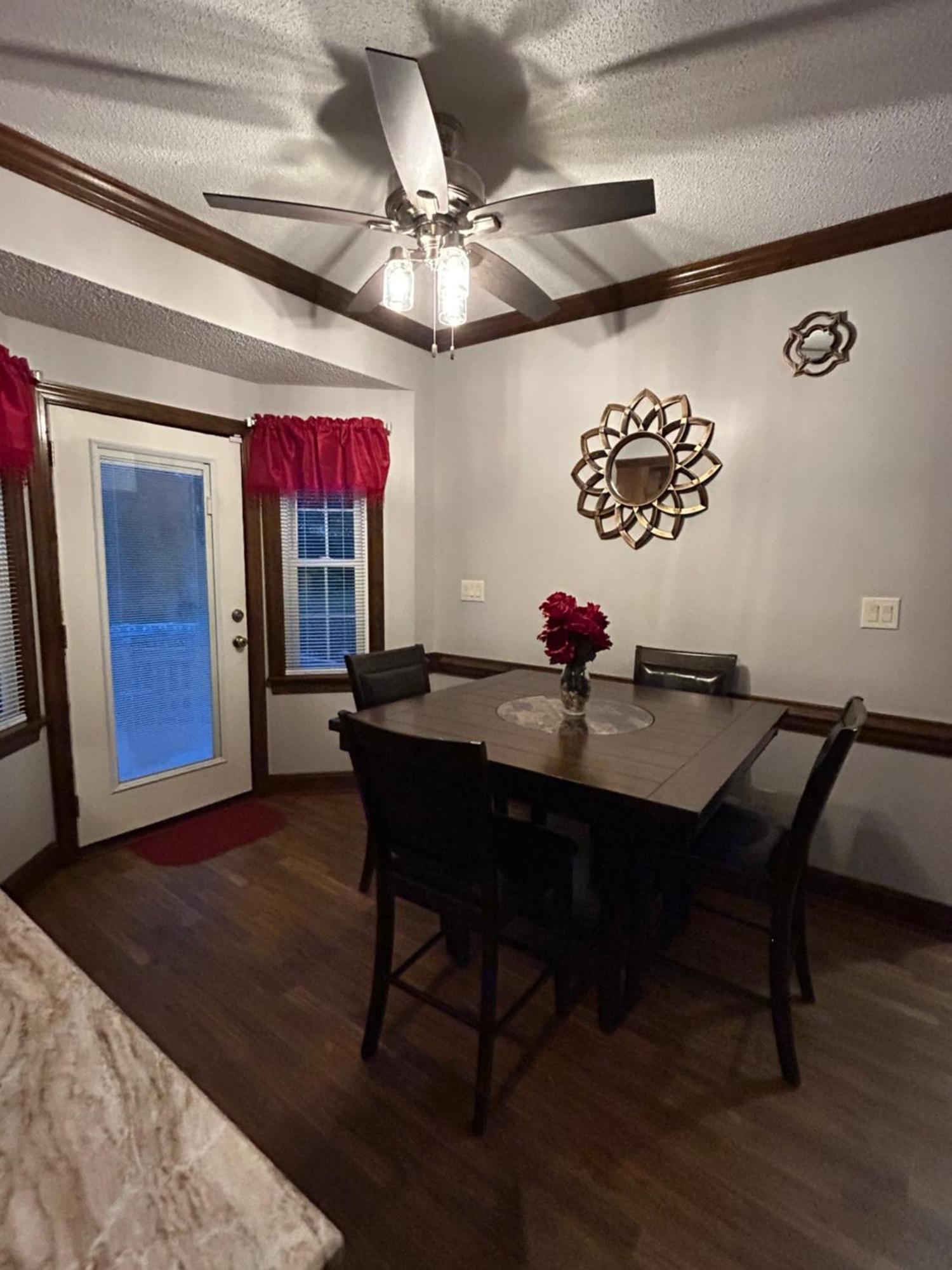 Home Away From Home With Pool Rocky Mount Εξωτερικό φωτογραφία